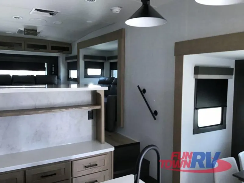 2026 Forest River Rockwood Signature 402SFL - Photo 4