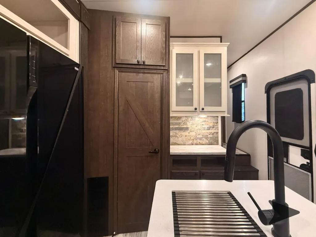 2022 Forest River XLR Nitro 35DK5, Photos photo 18