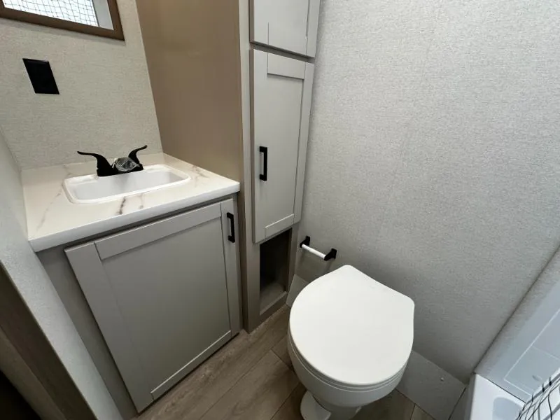 2027 Jayco Jay Flight 175FQ, Photos photo 16