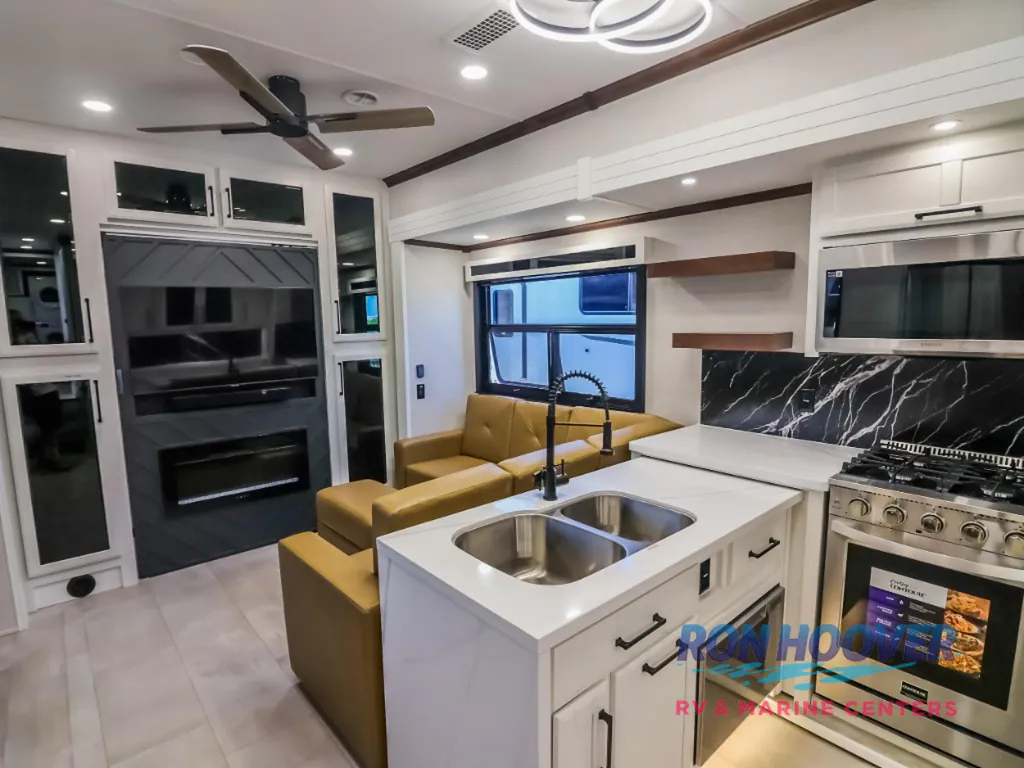 2025 Forest River RiverStone 44DBL, Photos photo 10
