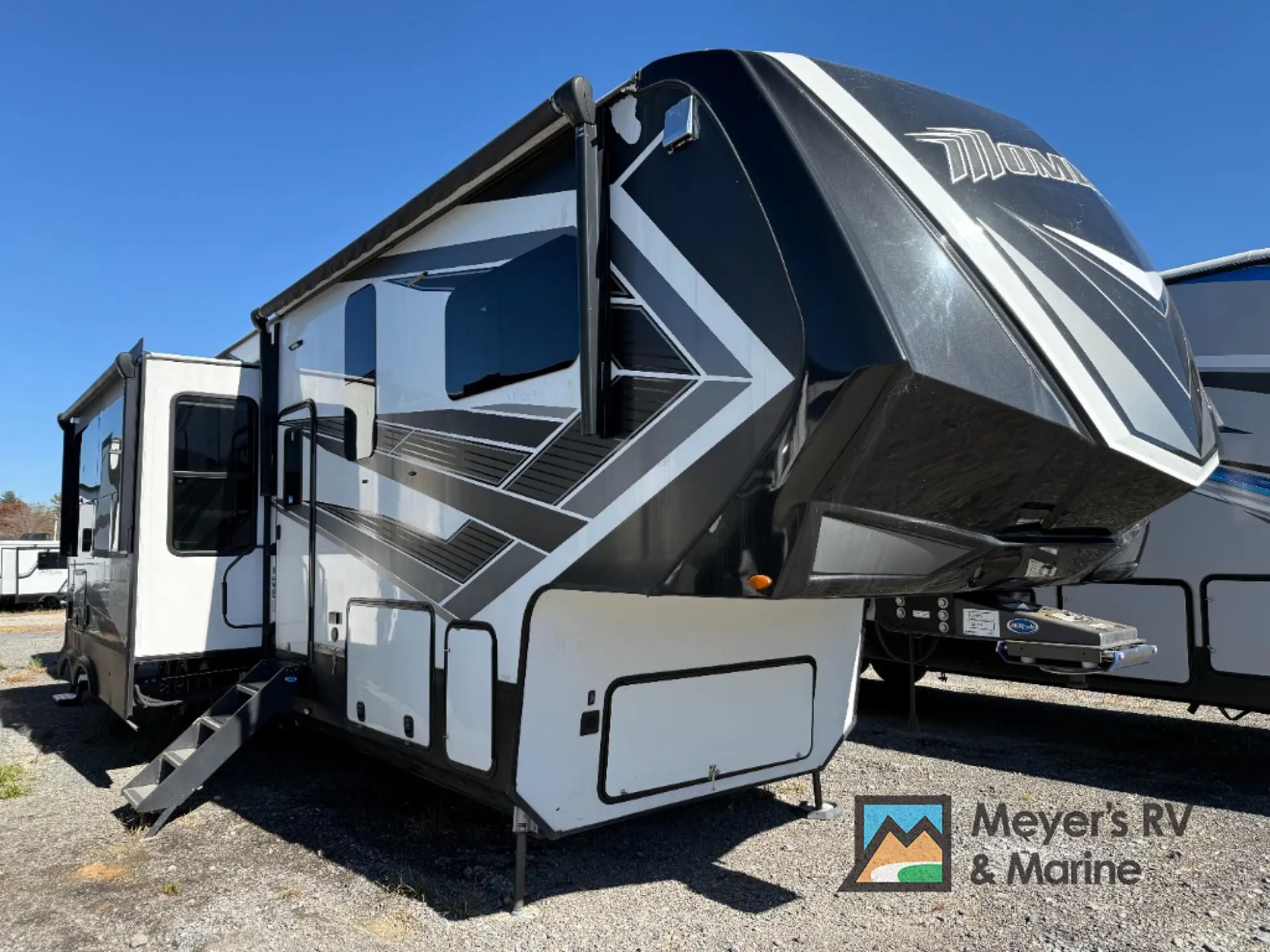 2021 Grand Design Momentum 397TH