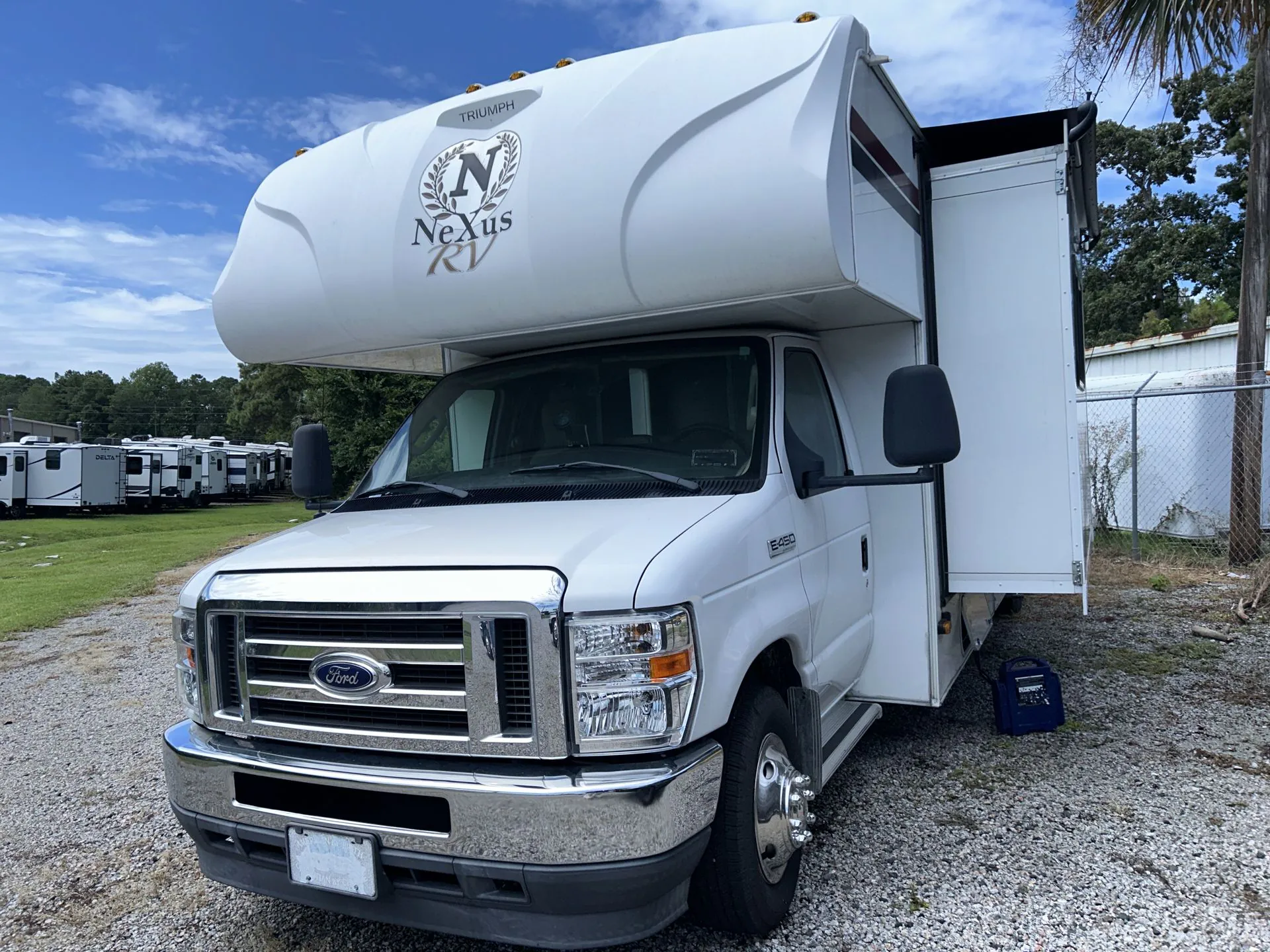2021 Nexus Triumph 32T - Photo 4