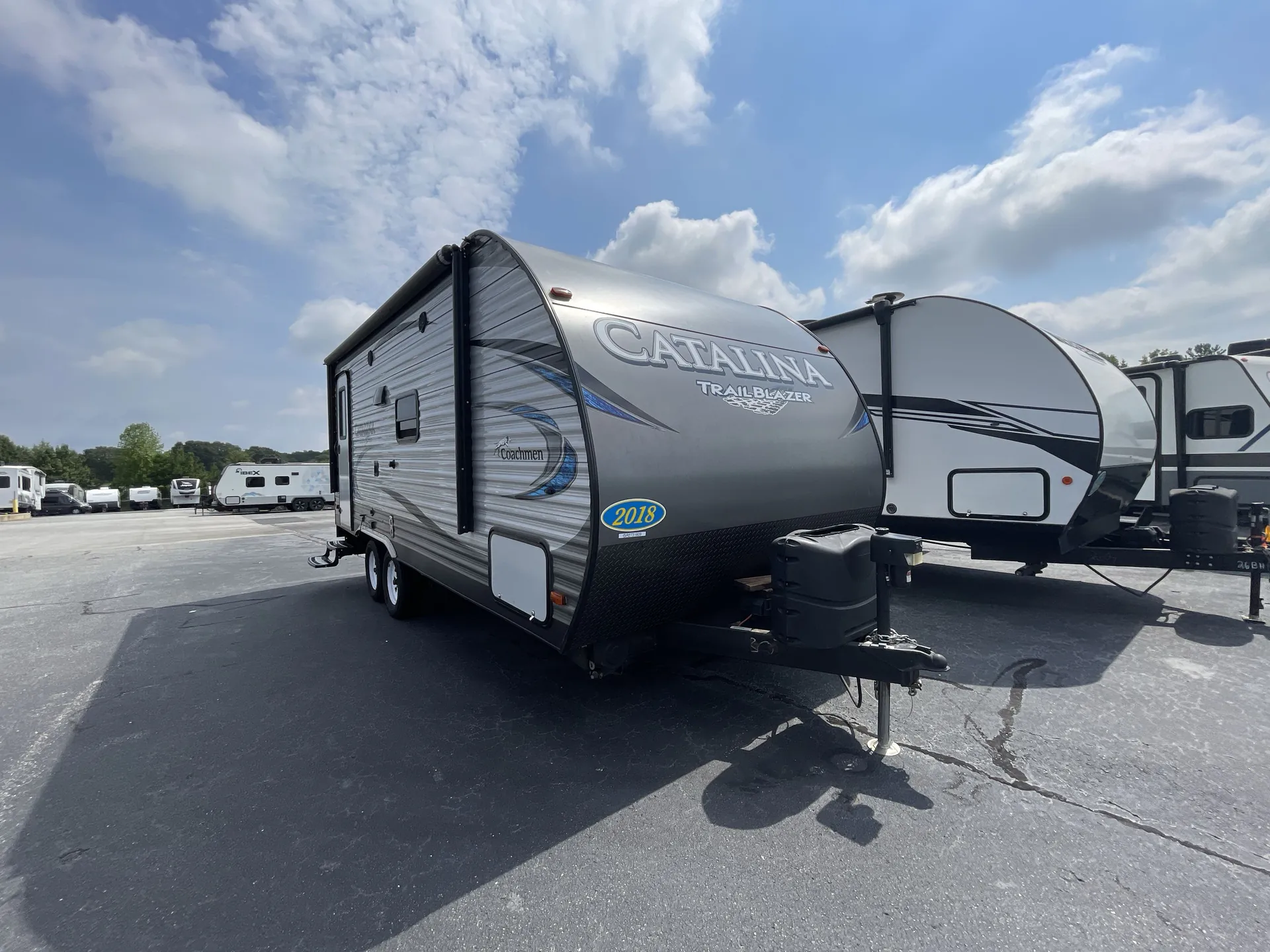 2018 Coachmen Catalina Trail Blazer 19TH - Photo 2