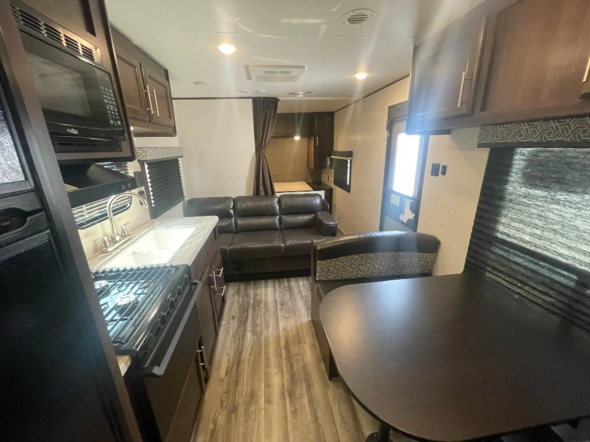 2019 Jayco Jay Flight SLX 8 264BH - Photo 3