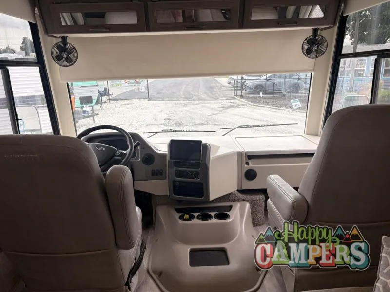 2023 Thor Motor Coach Freedom Traveler Used    30A Ford - Photo 2