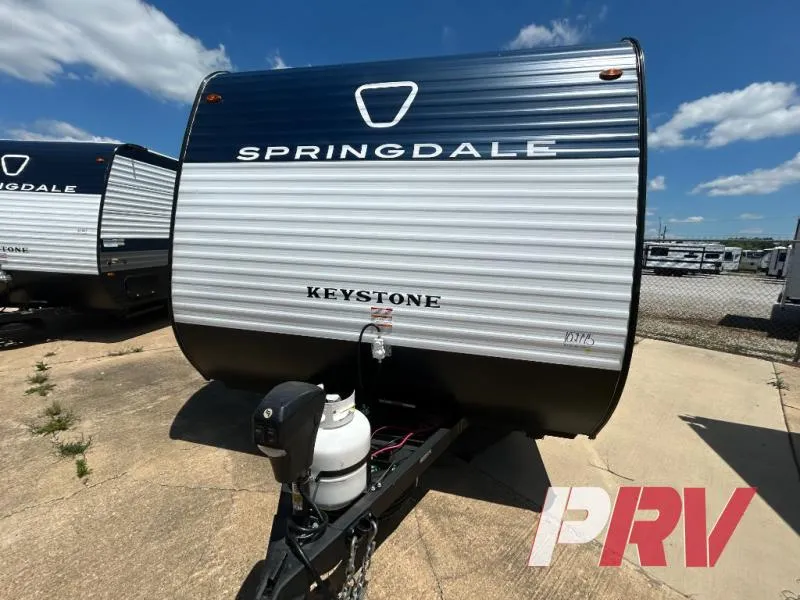 2026 Keystone Springdale Mini 1610BH - Photo 4