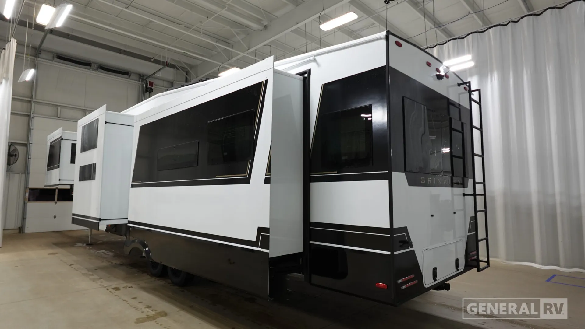 2026 Brinkley Model Z 3610 - Photo 4