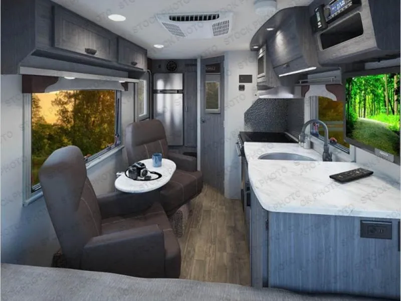 2021 Lance Lance Travel Trailers Used    1475 - Photo 3