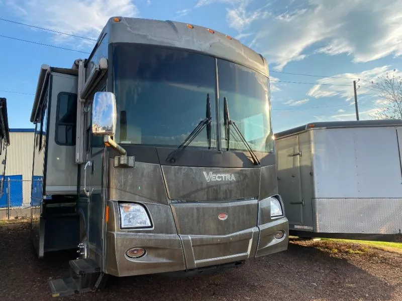 2006 Winnebago Vectra 40 KD - Photo 2