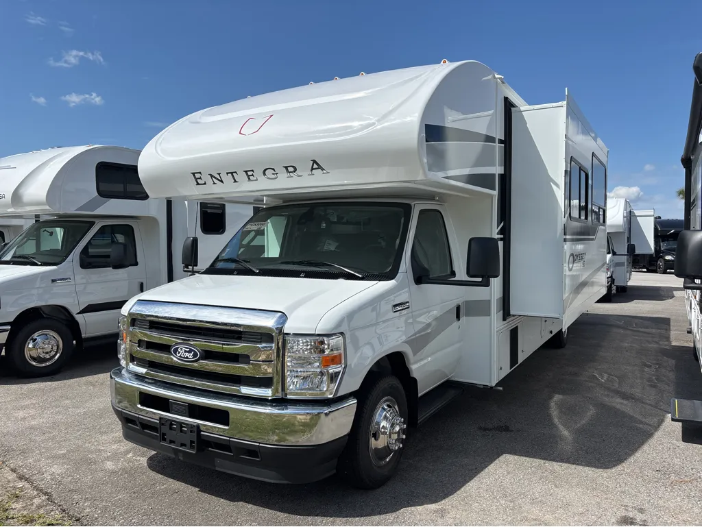 2026 Entegra Coach Odyssey SE 29KF - Photo 4