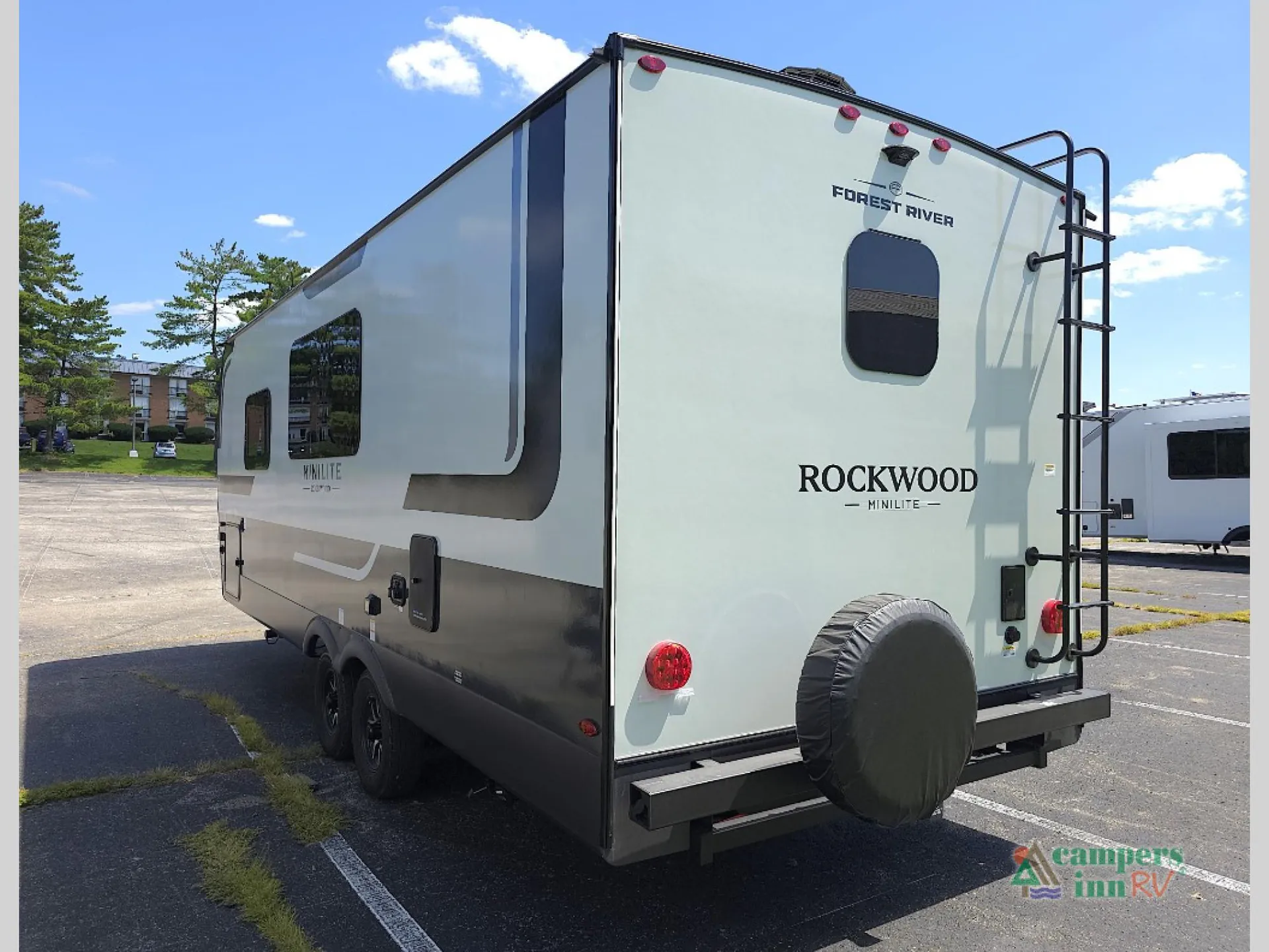2027 Forest River RV Rockwood Mini Lite 2524FBT — Photo 7
