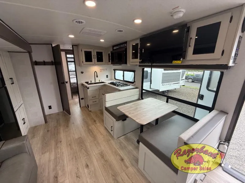 2027 Coachmen American Spirit 3070BH - Photo 3