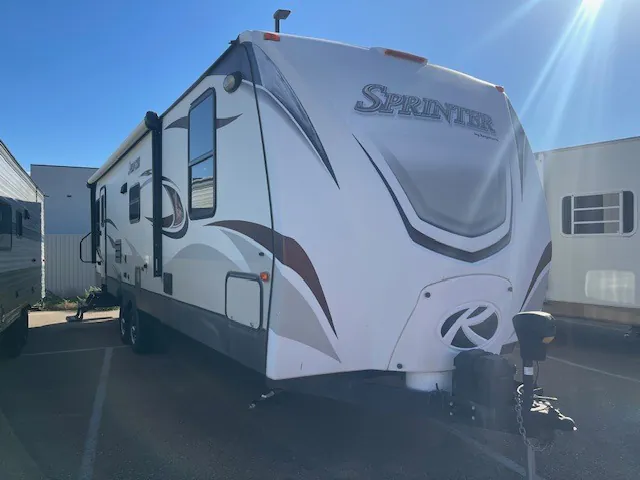 2015 Keystone Sprinter 302RLS - Photo 2