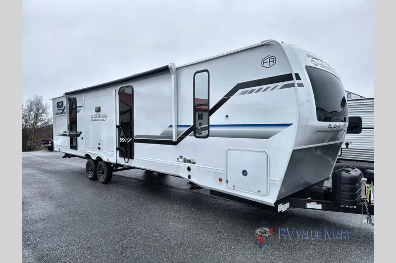 2026 Forest River Cherokee Alpha Wolf 33BH - Photo 3