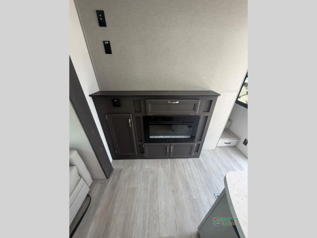 2027 Coachmen Catalina Legacy Edition 333DBDSCK, Photos photo 10