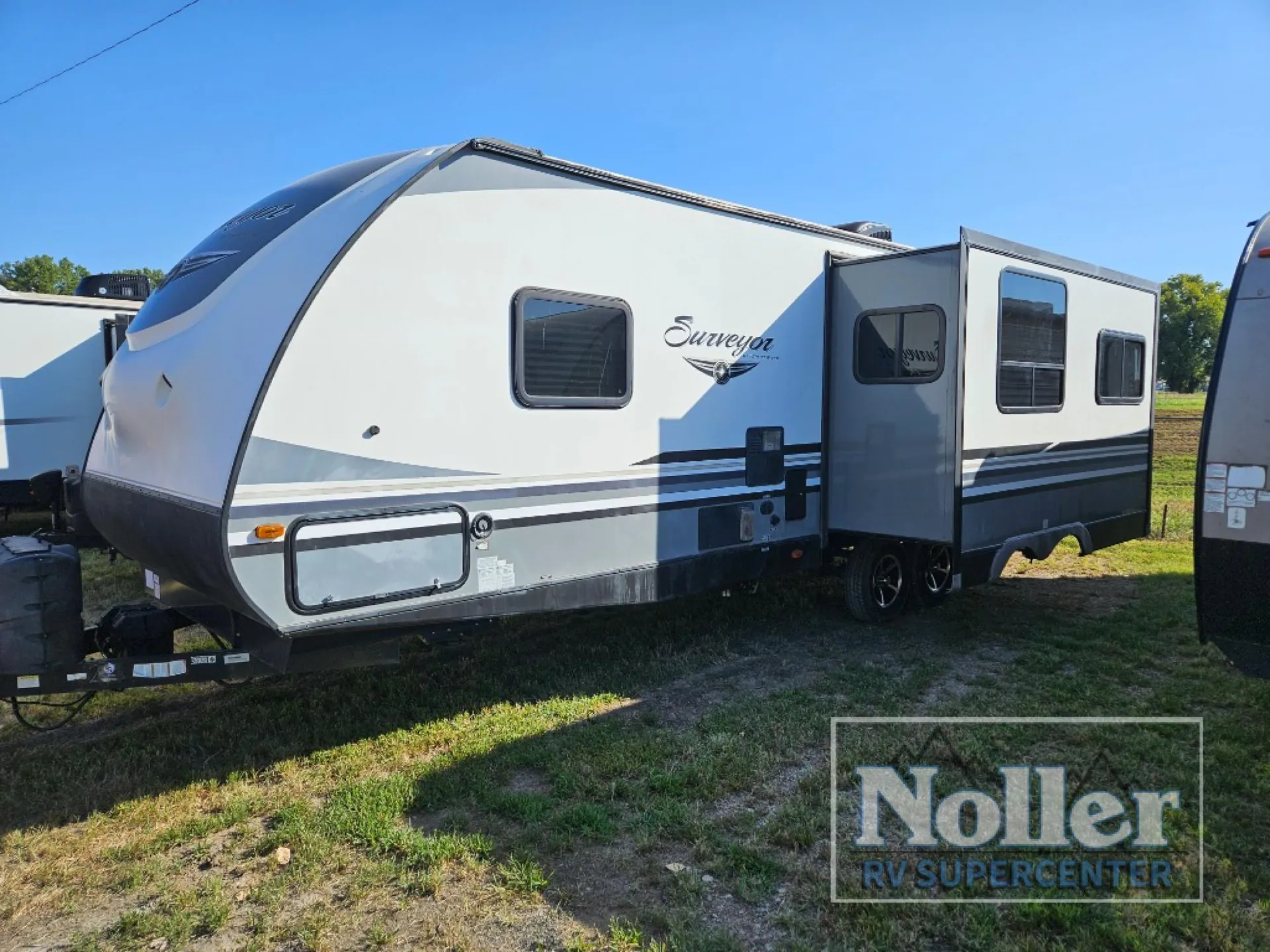 2019 Forest River Surveyor 266RLDS