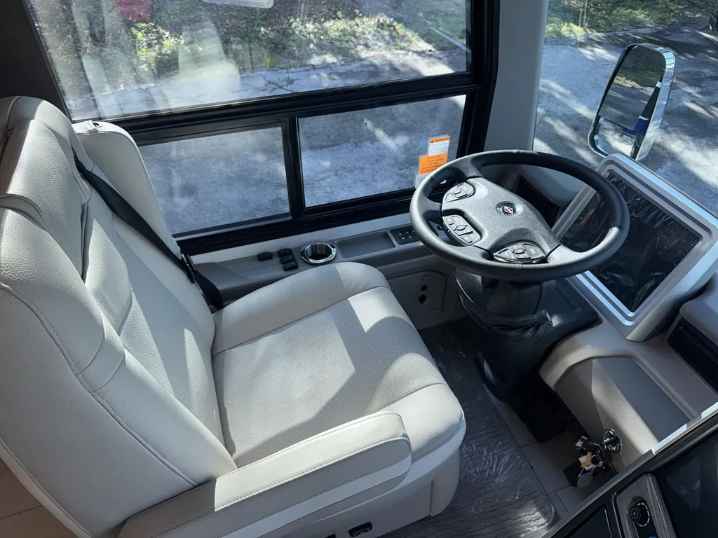 2026 Entegra Coach Aspire 44D, Photos photo 3