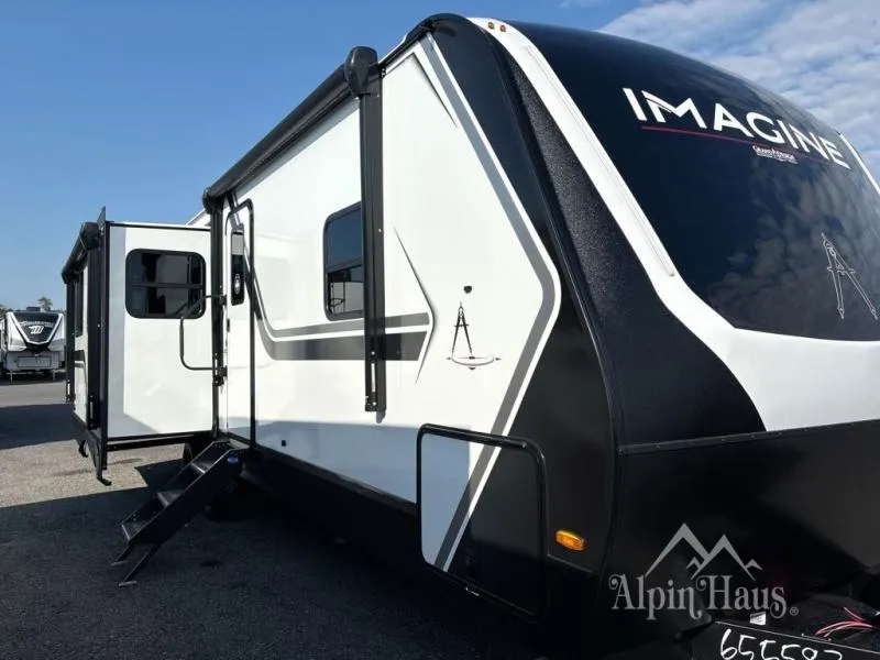 2026 Grand Design Imagine 2970RL - Photo 2