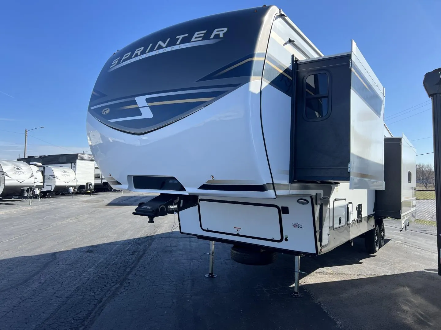 2025 Keystone Sprinter 3210RLS - Photo 4