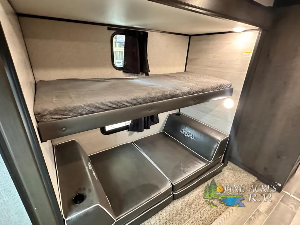 2021 Jayco Jay Flight SLX 8 324BDS, Photos photo 18