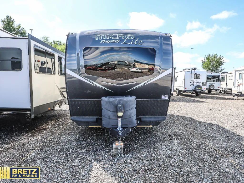 2021 Forest River Flagstaff Micro Lite 21FBRS — Photo 5