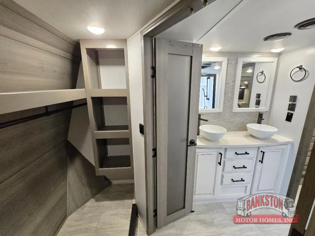 2023 Keystone Montana 3901RK, Photos photo 43
