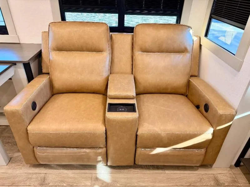 2027 Brinkley Model Z 2900 - Photo 3