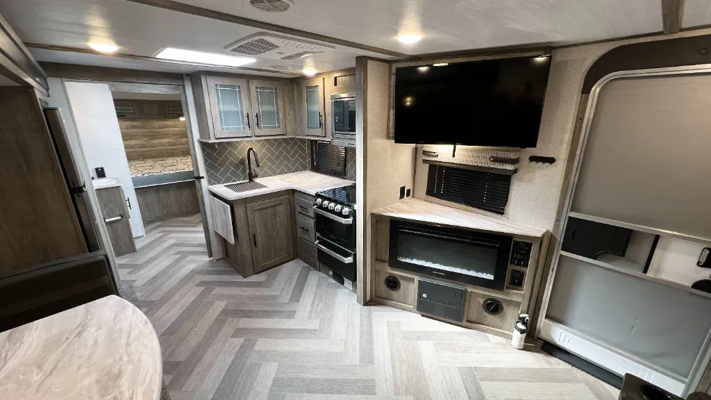 2020 Forest River RV Salem Hemisphere Hyper-Lyte 24RLHL, Photos photo 13