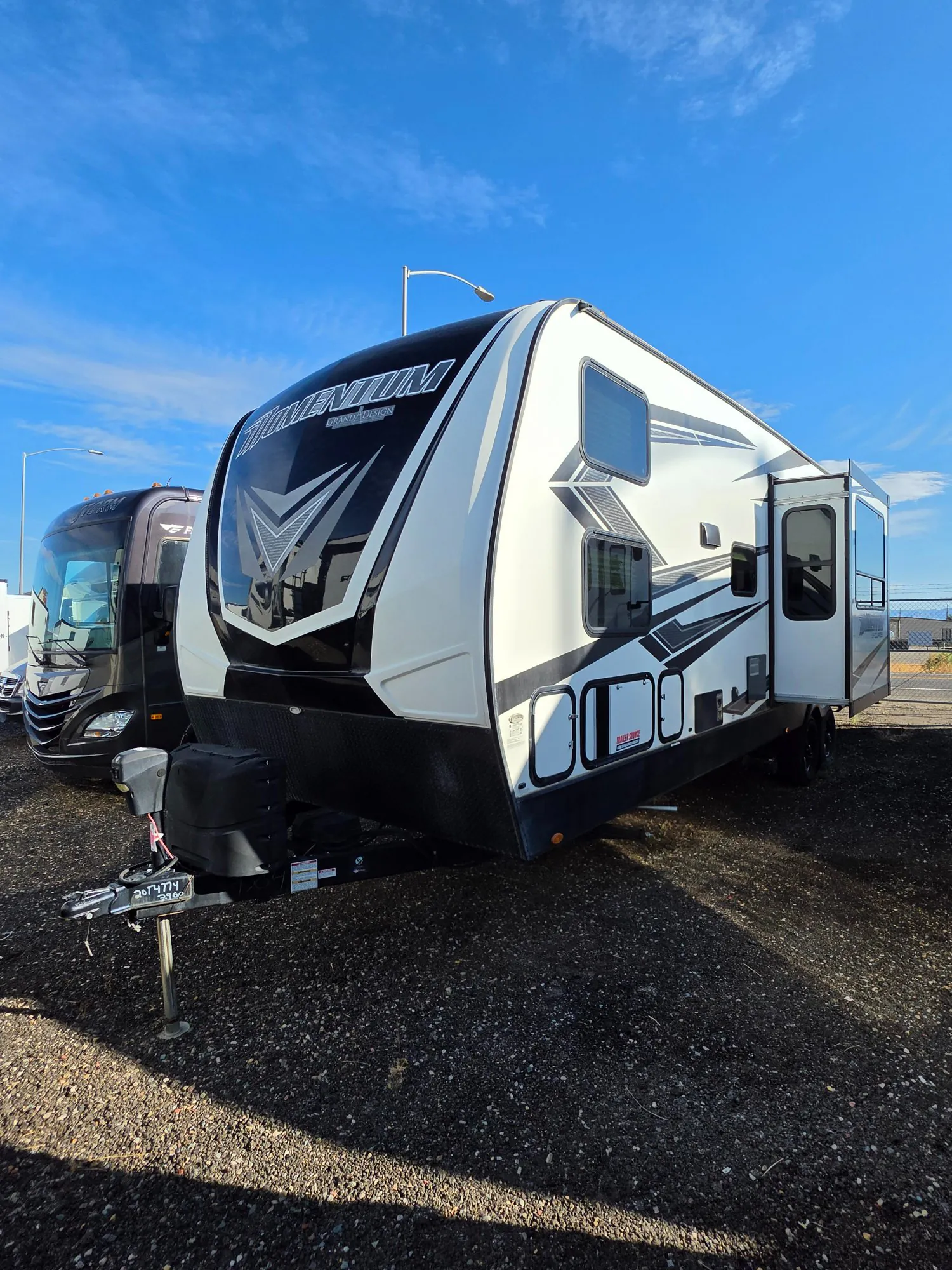 2021 Grand Design Momentum G-Class 29GO - Photo 3