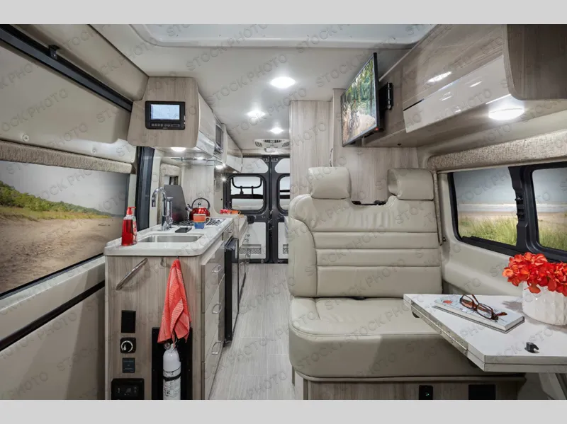 2023 Thor Motor Coach Sequence 20A - Photo 3