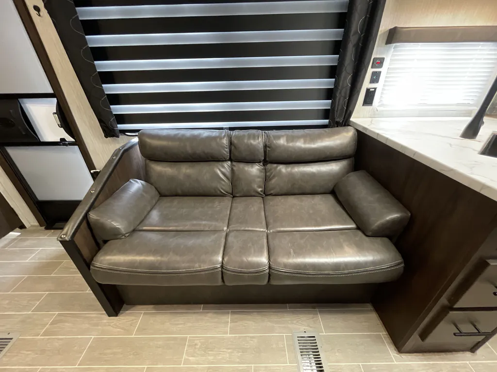 2021 Forest River Cherokee 274BRB, Photos photo 12