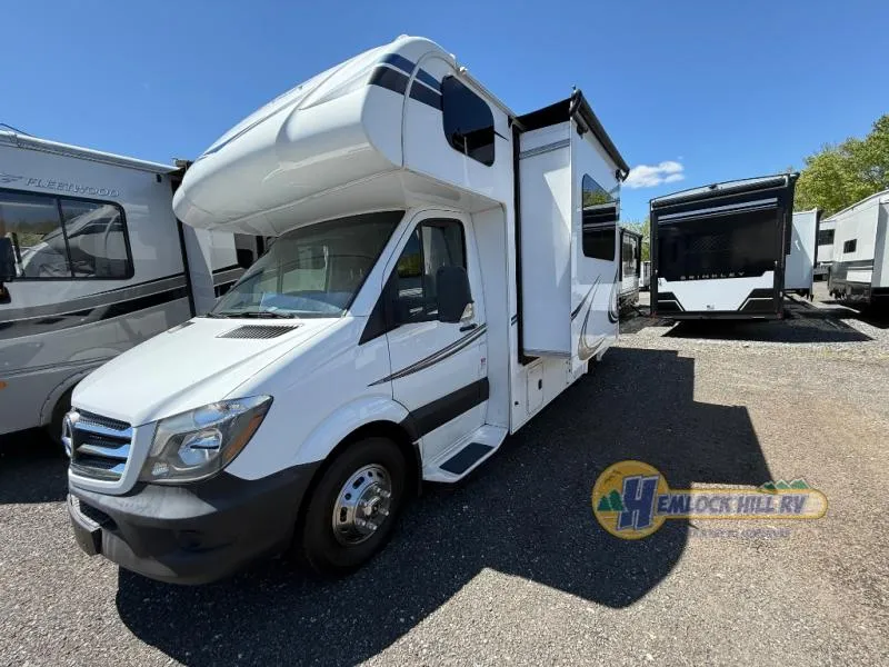 2019 Forest River Sunseeker MBS 2400R - Photo 3