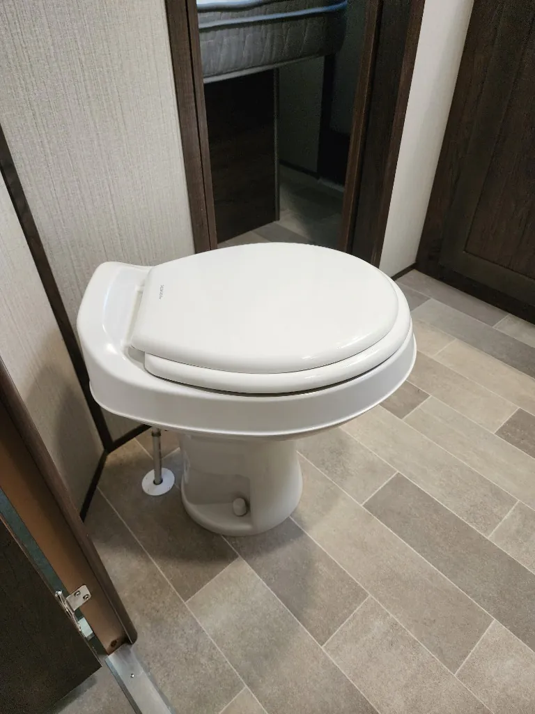 2019 Cruiser RV Radiance 25RL, Photos photo 27