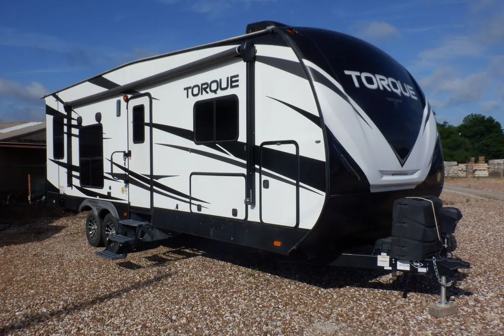 2019 Pacific Coachworks Sandsport 22EX - Photo 3