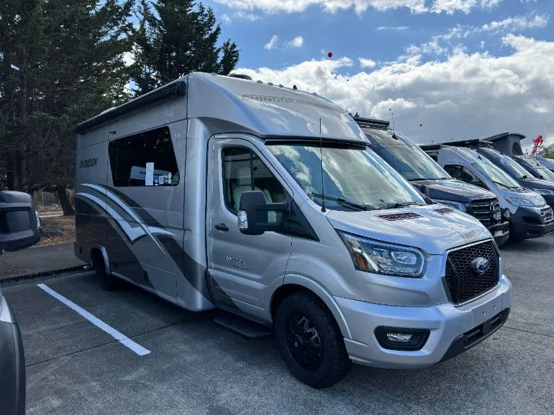 2025 Chinook RV Maverick SS