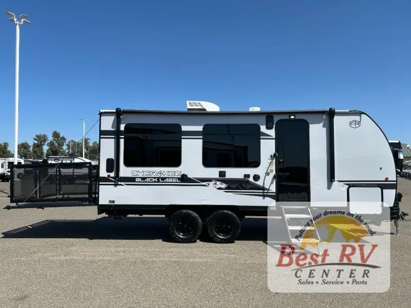 2026 Forest River Cherokee Grey Wolf Black Label 18RRBL - Photo 3