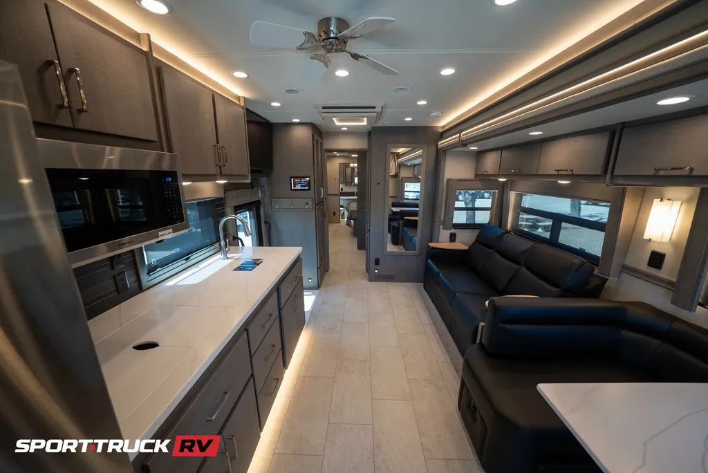 2026 Renegade RV Classic 45CBF - Photo 3