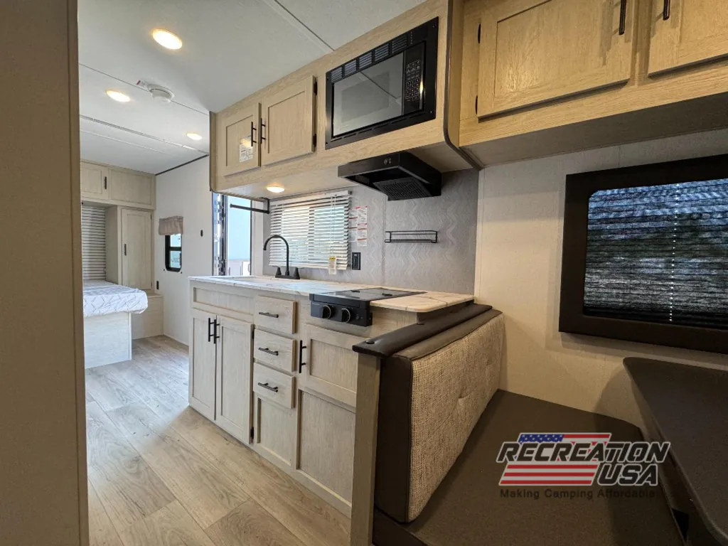 2026 Shasta RVs i-5 Edition 521CK, Photos photo 11
