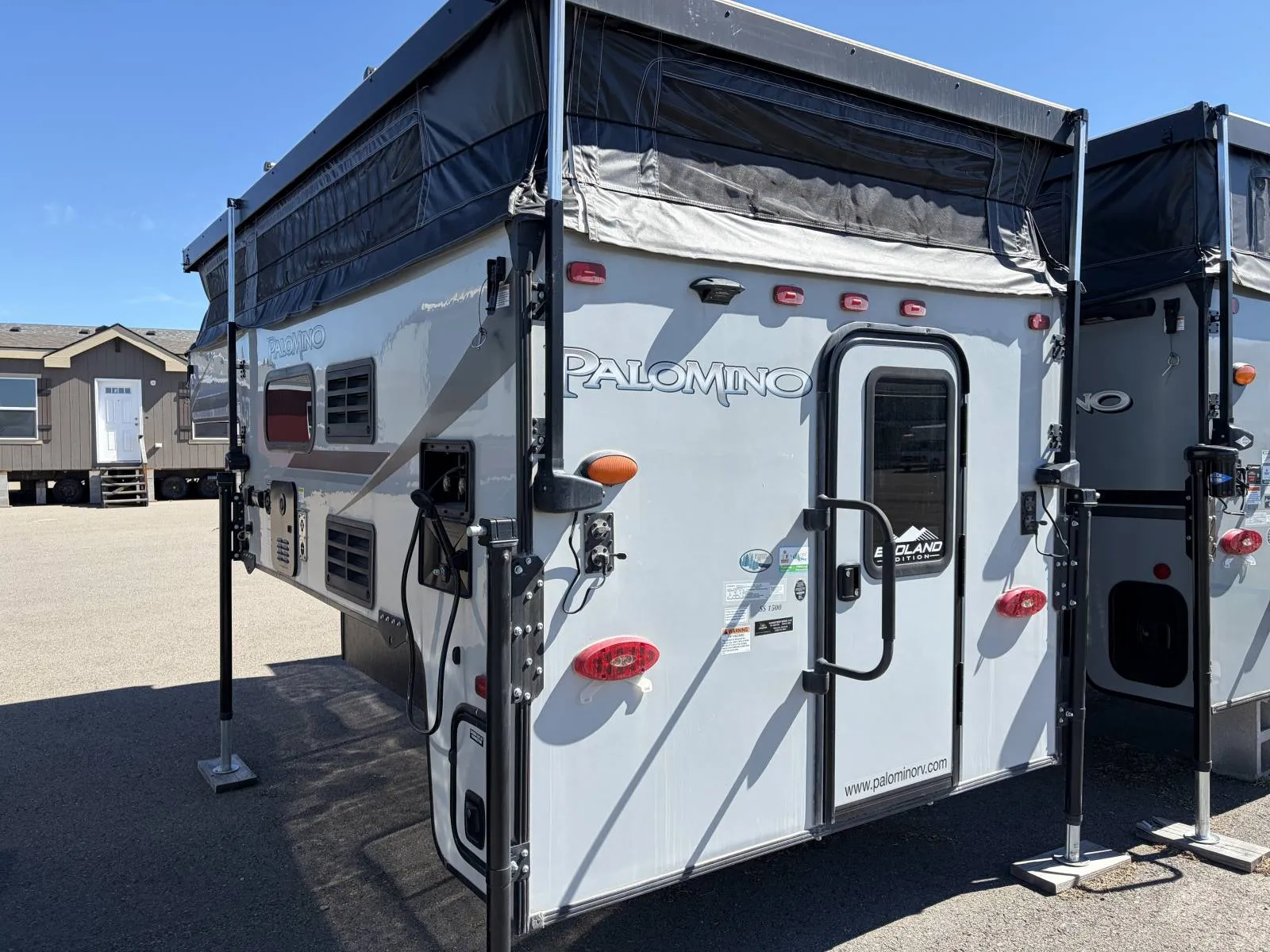 2023 Palomino Softside SS-1500 - Main photo