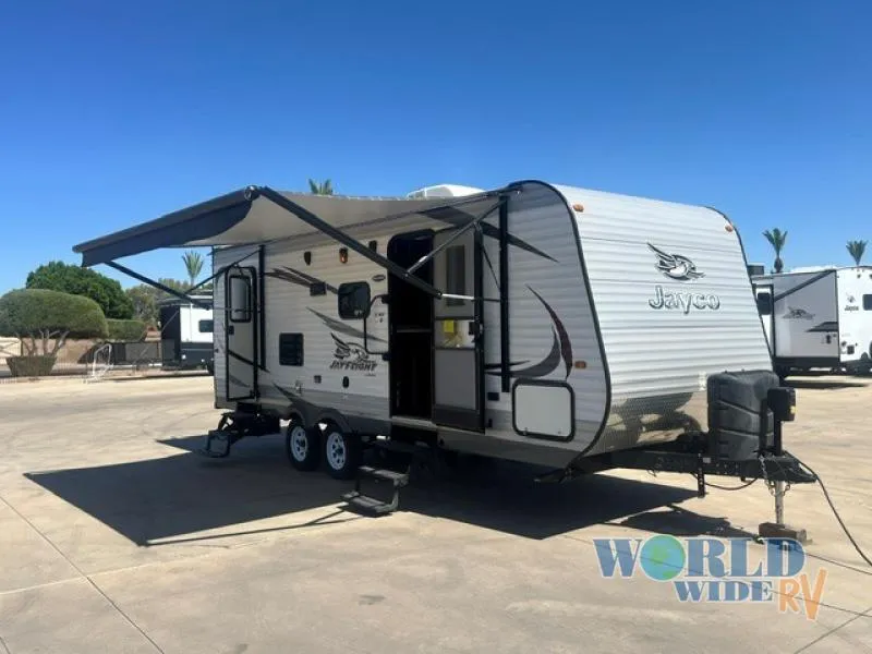 2015 Jayco Jay Flight 23MBH - Photo 2