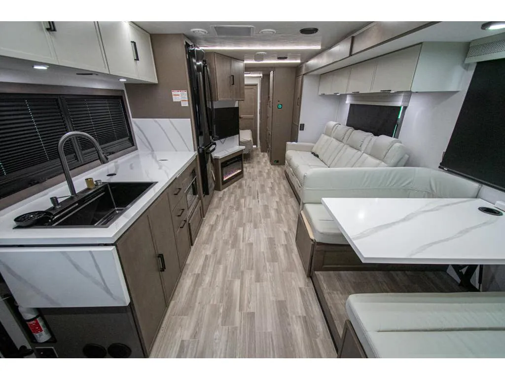 2027 Forest River Georgetown 7 Series 36D7 — Photo 7