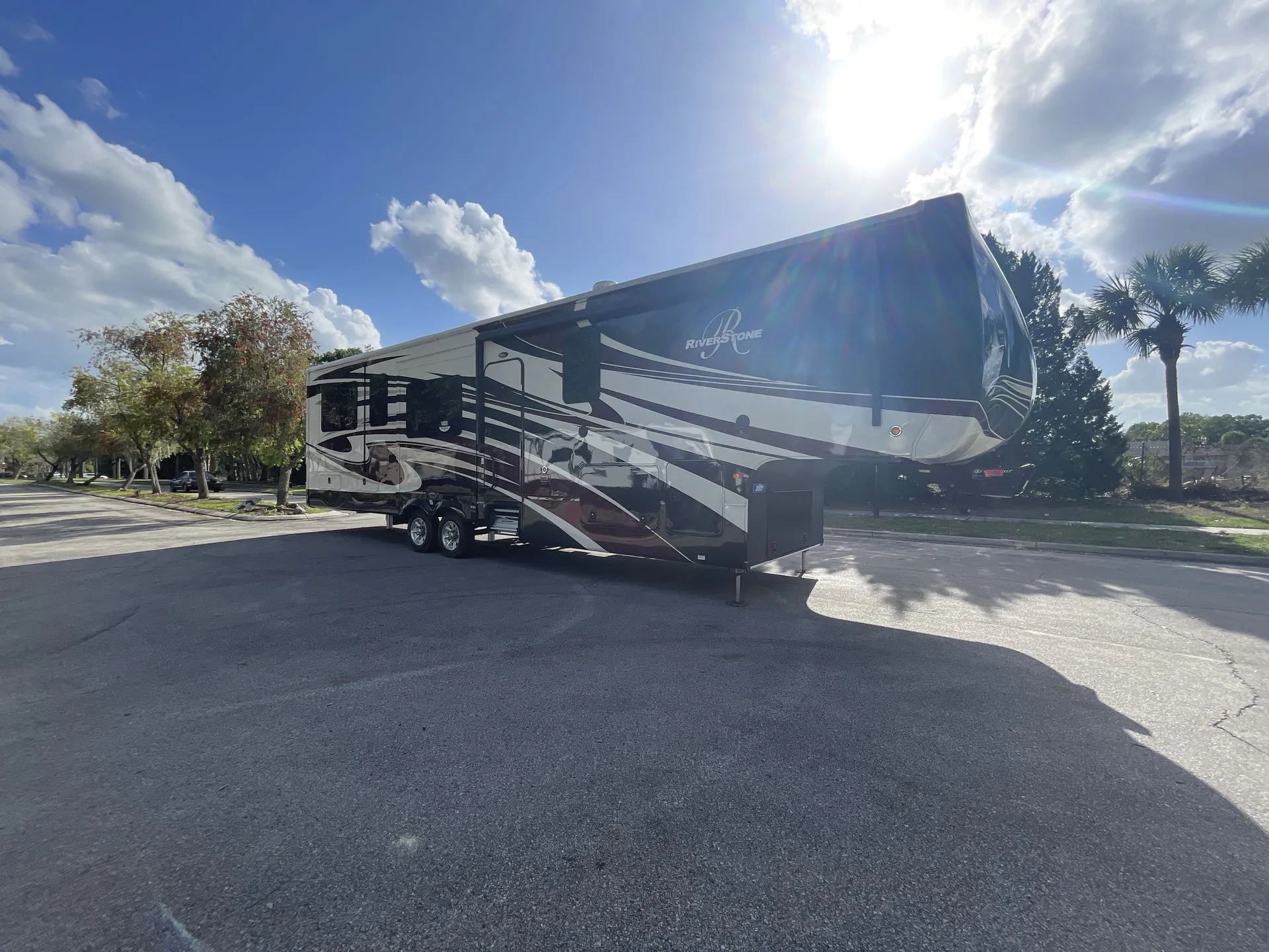 2017 Forest River Riverstone 38RE - Photo 2