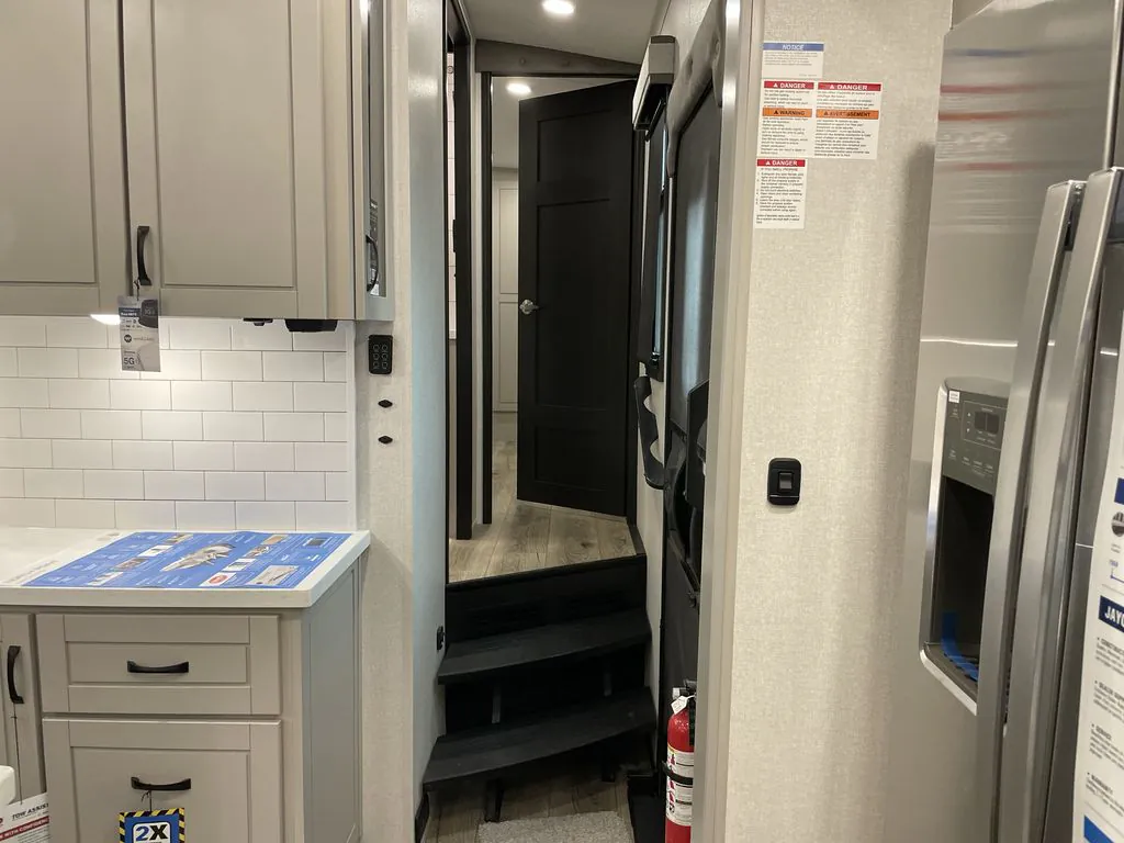 2026 Jayco North Point 395DSDB, Photos photo 23