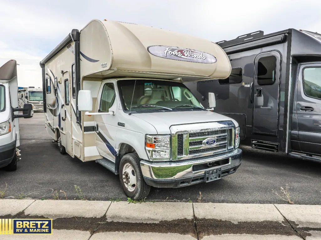2018 Thor Motor Coach Four Winds 23U - Photo 2