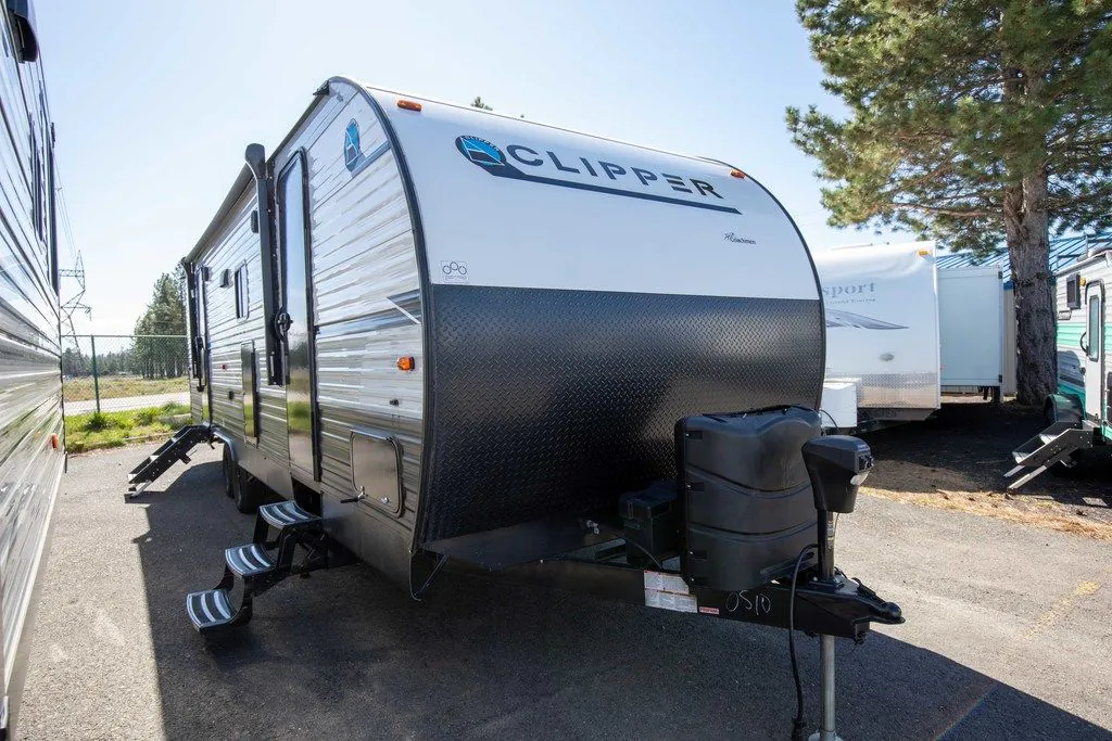 2022 Coachmen Clipper 262BHS - Photo 2