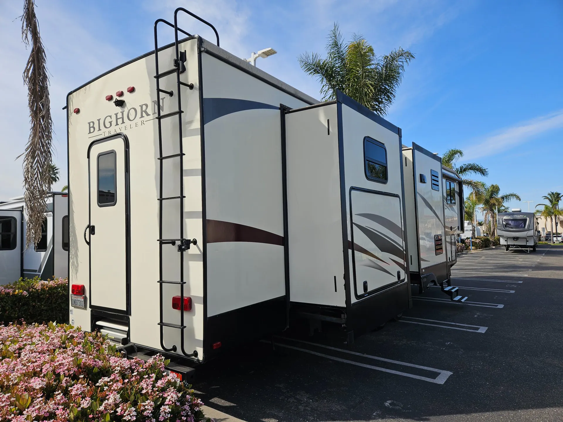 2019 Heartland Bighorn Traveler 38BH - Photo 3