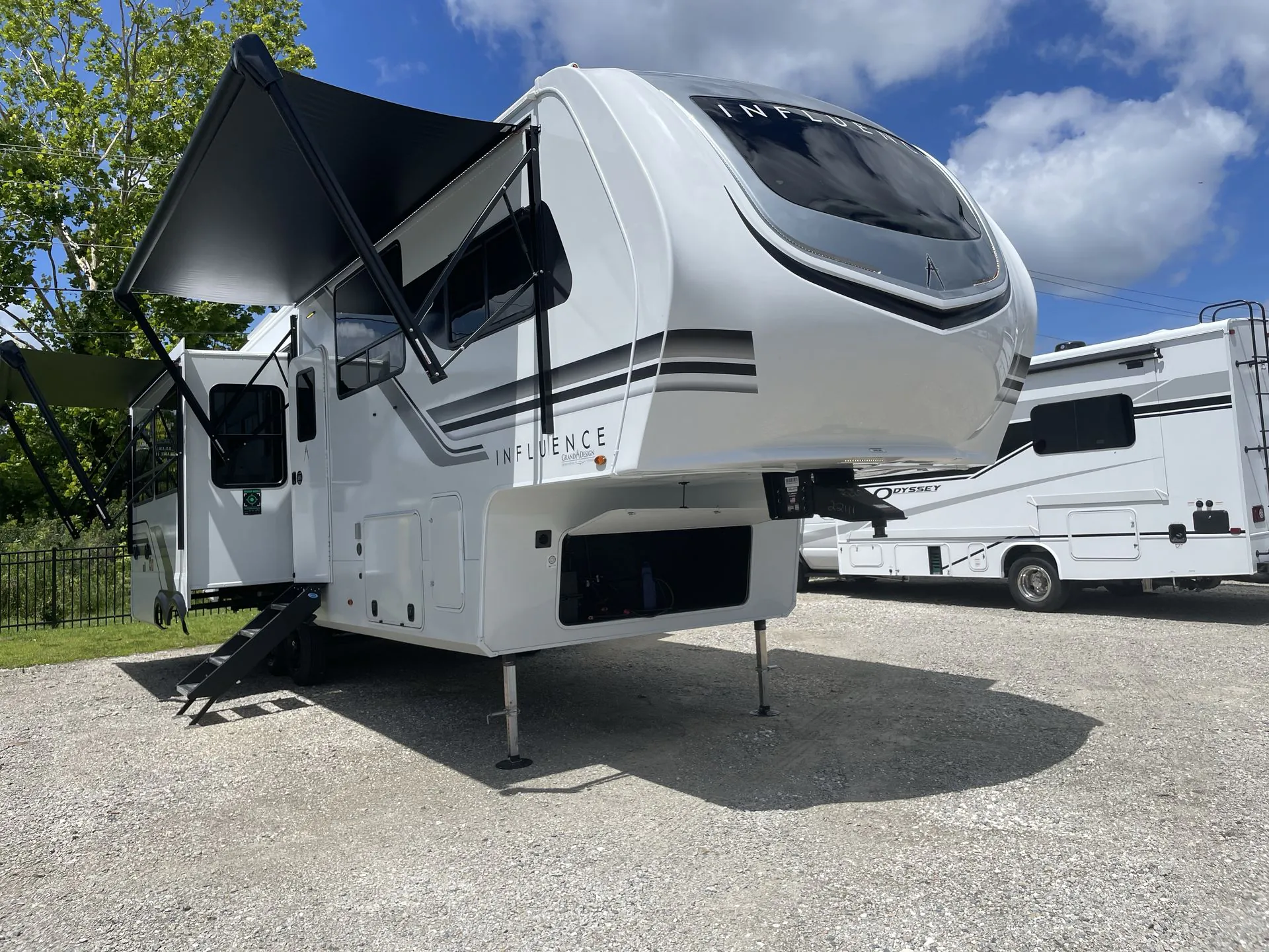 2025 Grand Design Influence 2903RL - Photo 2