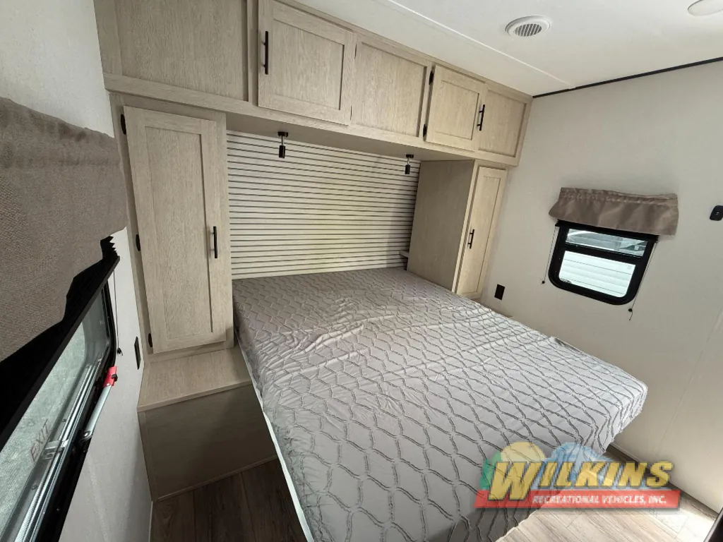 2026 Shasta RVs i-5 Edition 527BHS, Photos photo 26