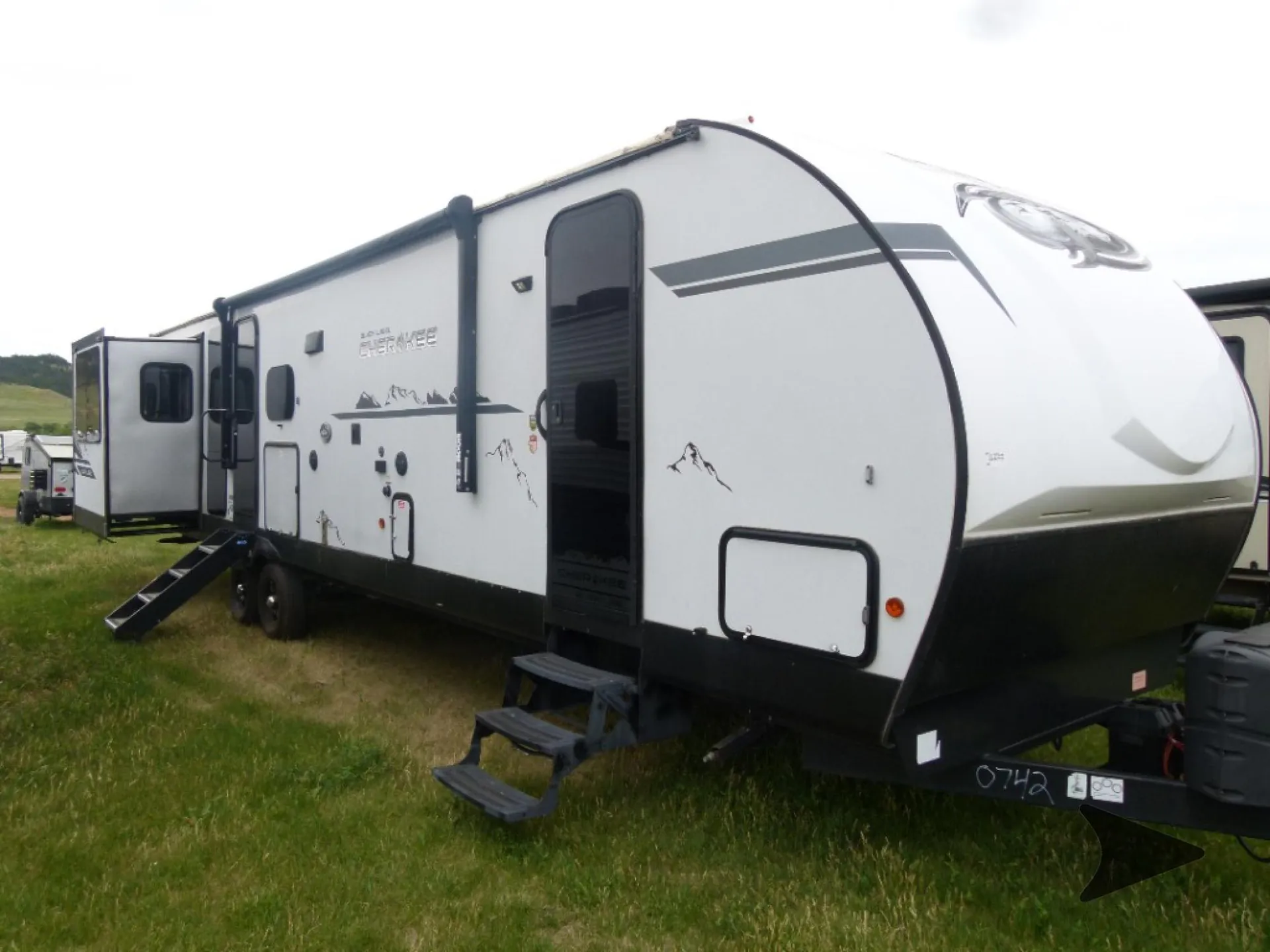 2021 Forest River Cherokee 306MM - Photo 2