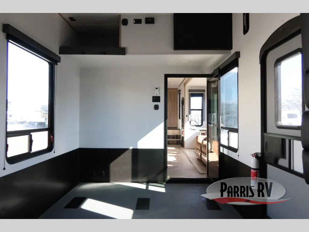 2026 Keystone Raptor Carbon Series 420, Photos photo 44